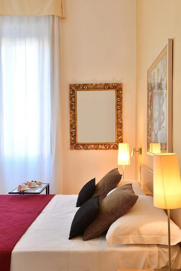 מונטה קטיני טרמה Hotel Butterfly