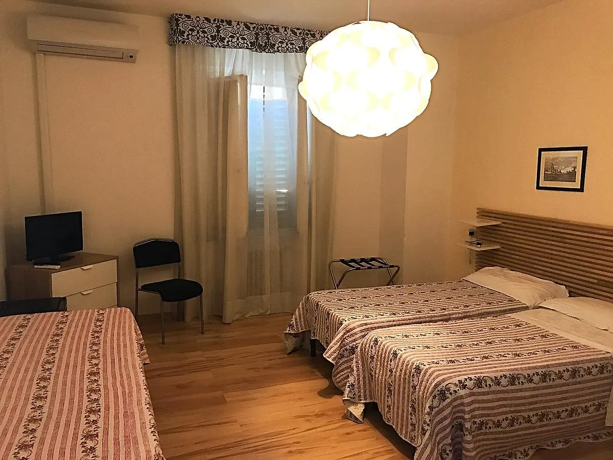 ***  מונטה קטיני טרמה Hotel Butterfly איטליה